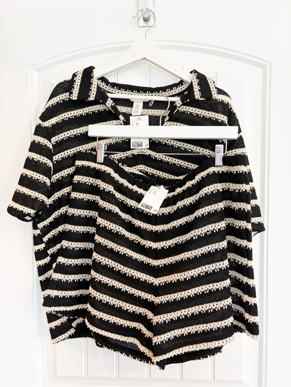 H&M I NWT Set Black & Cream Striped Knit set